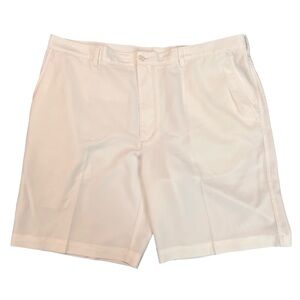 Golf PGA Tour White Flat Front Shorts men’s size 42, resort, water polo referee